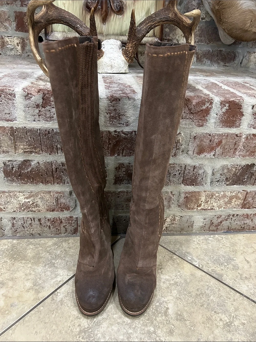Ariat dark brown